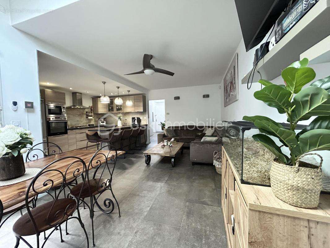 Maison à LE PONT-DE-CLAIX