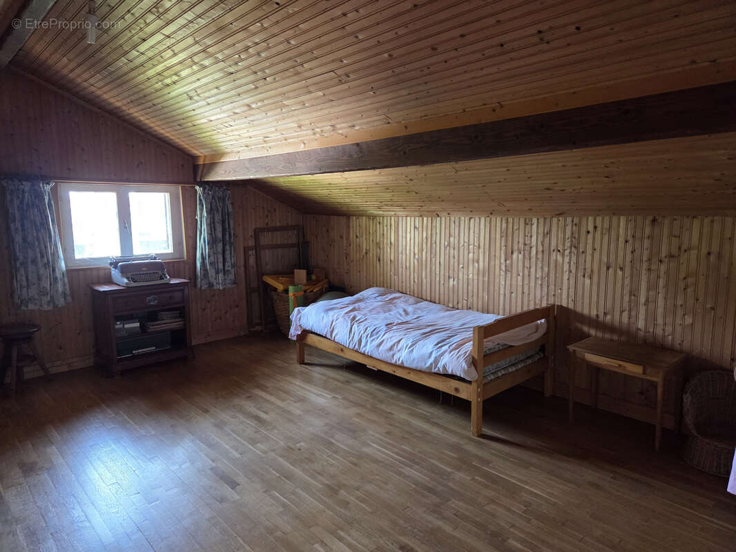 Maison de 226m2 à Doubs sur un terrain de 869 m2 - photo 16