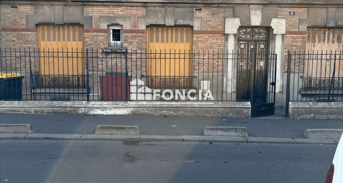 Appartement à AUBERVILLIERS