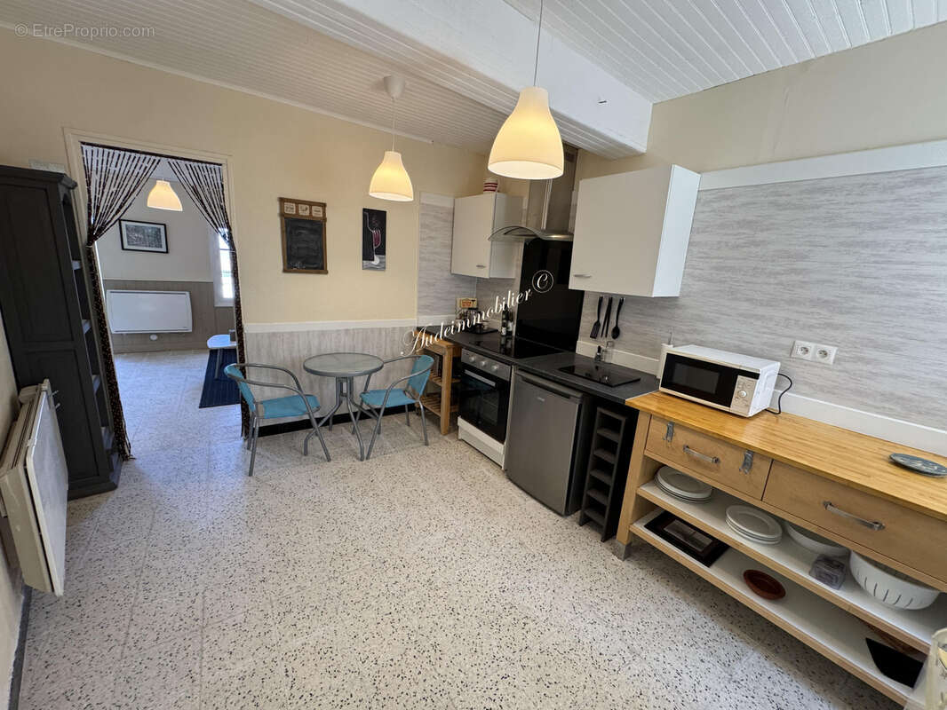 Maison à BELVEZE-DU-RAZES