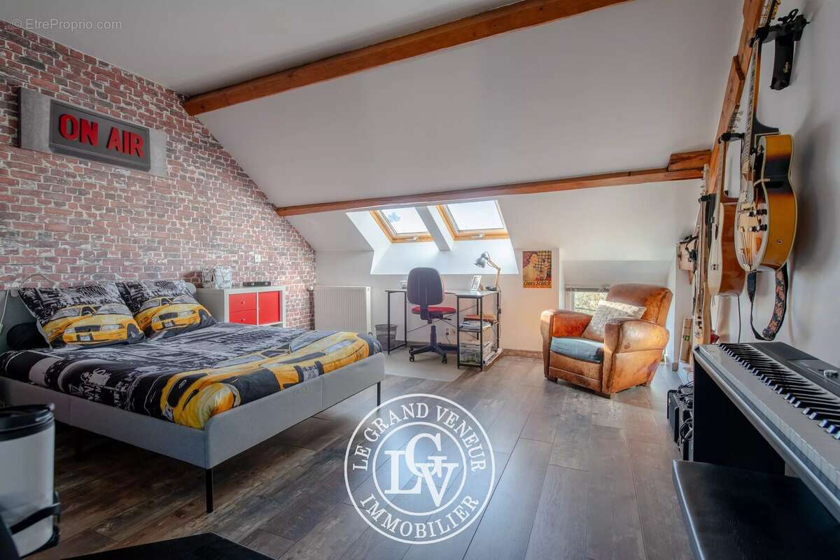 Maison à SAMOIS-SUR-SEINE