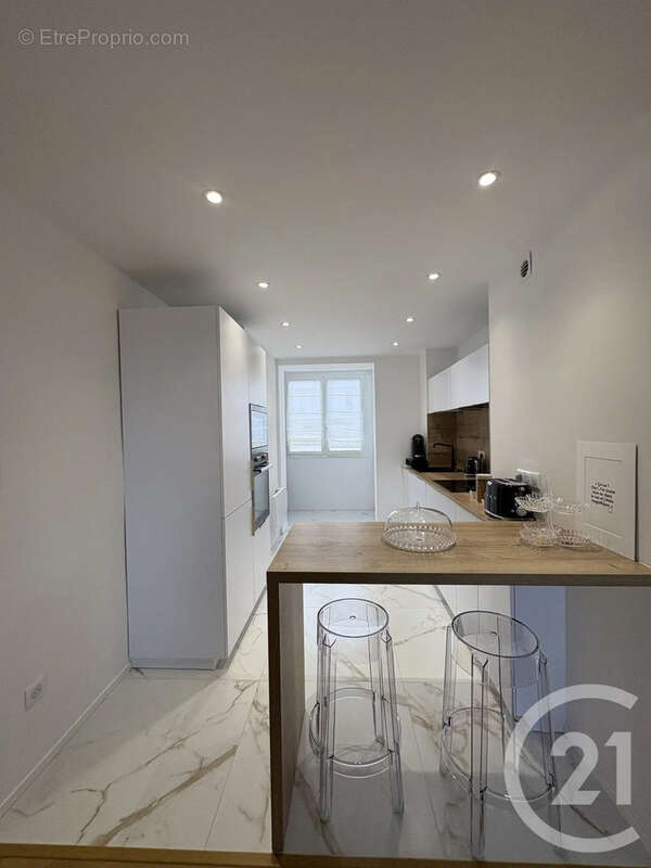 Appartement à CORTE