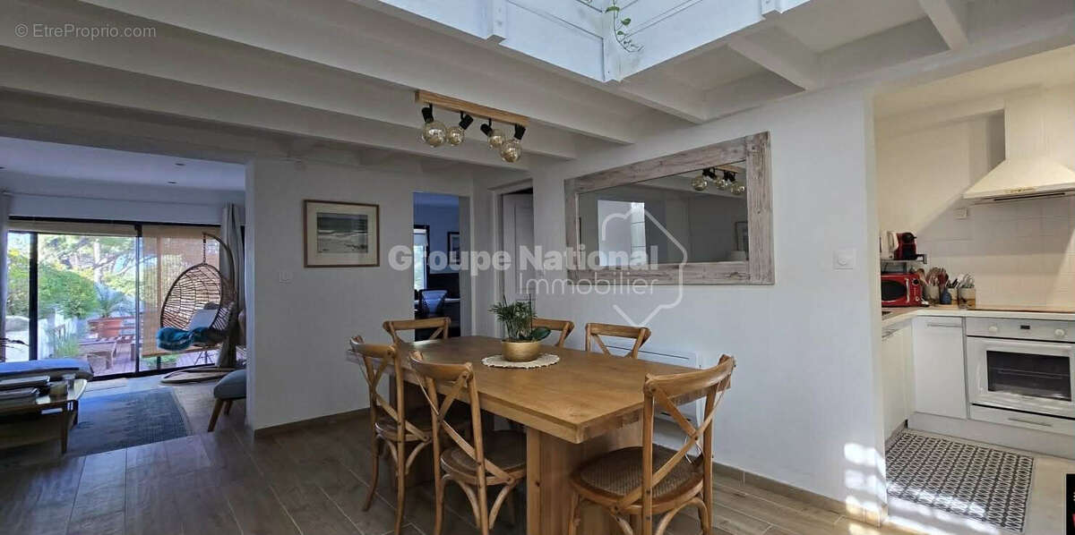 Maison à SAUSSET-LES-PINS