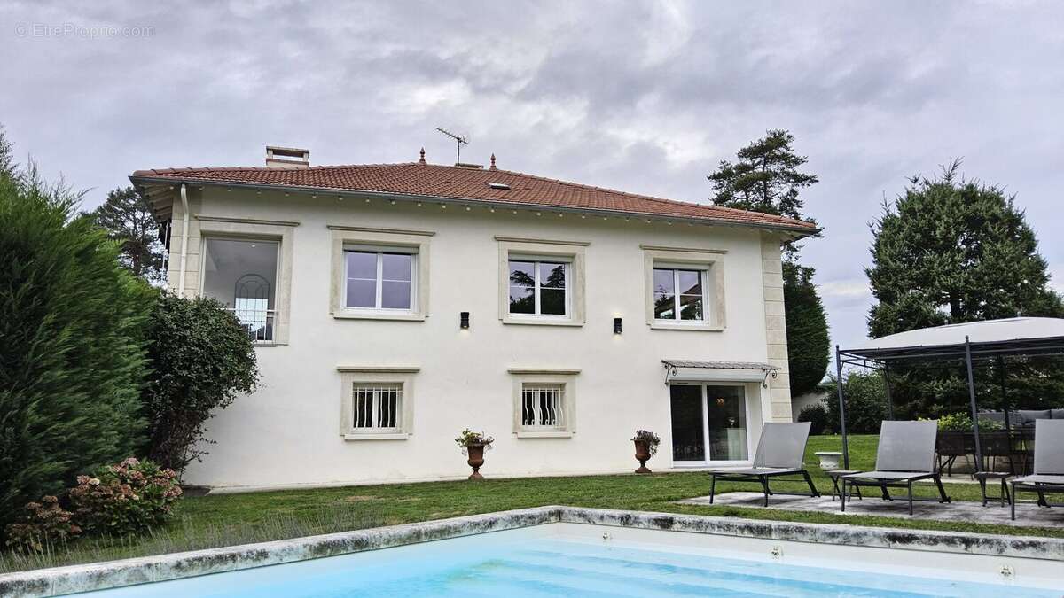 Maison à L&#039;ETRAT