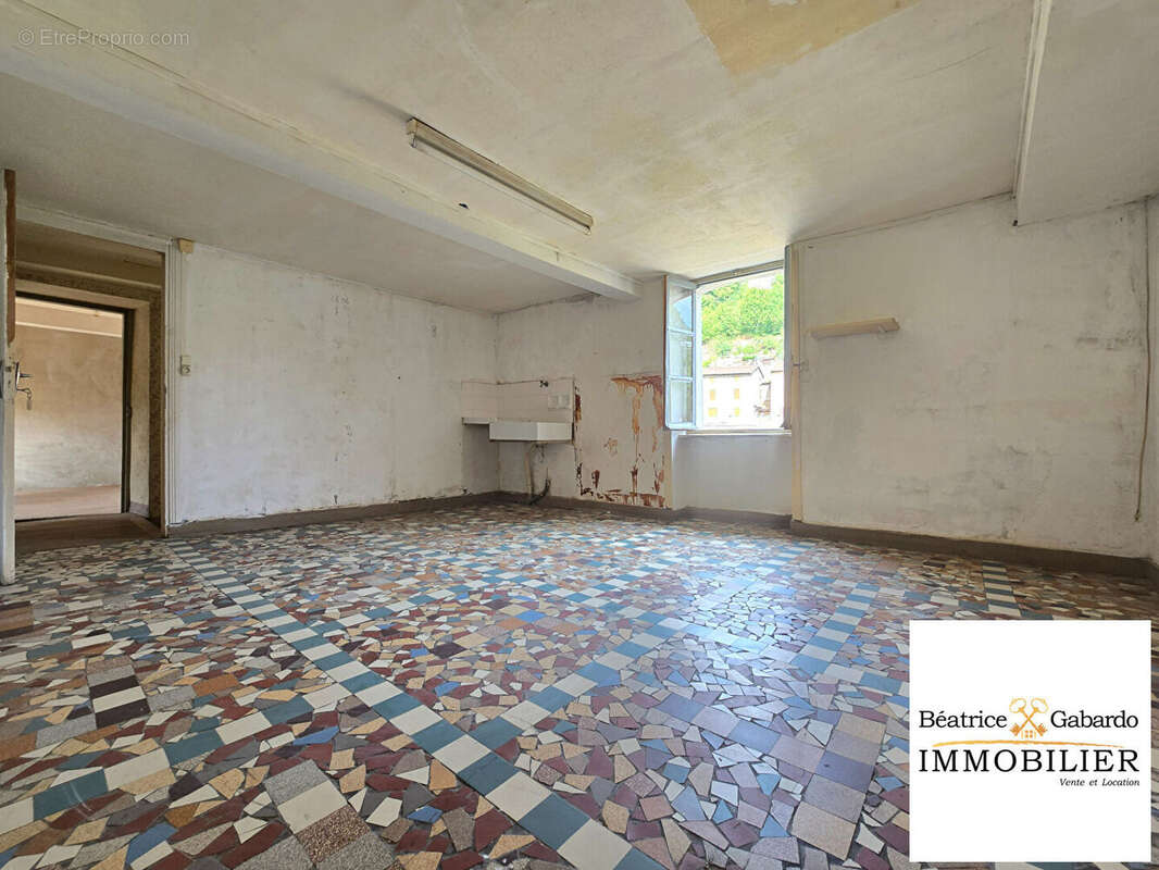 Maison Chamelet 6 pièce(s) 183 m2 - photo 14