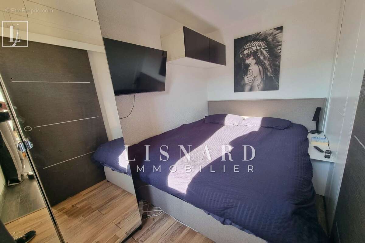 Appartement à VALLAURIS