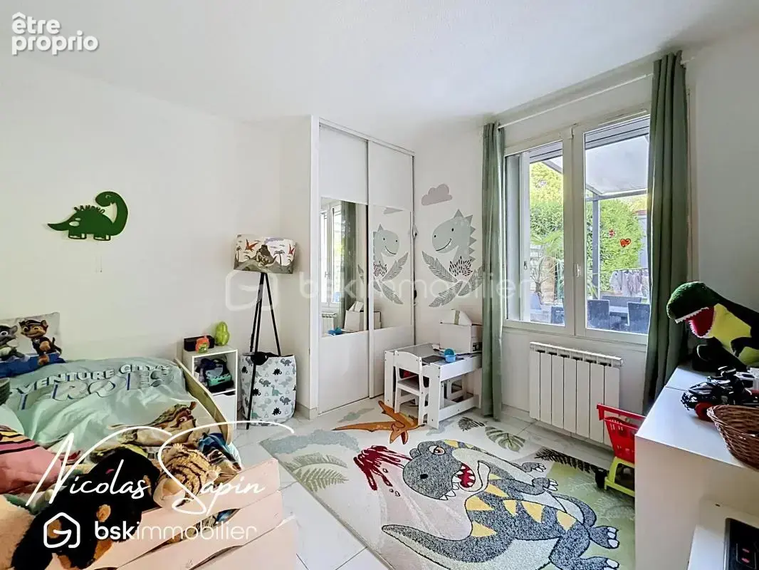 Appartement T4 en rez-de-jardin avec garage - photo 11