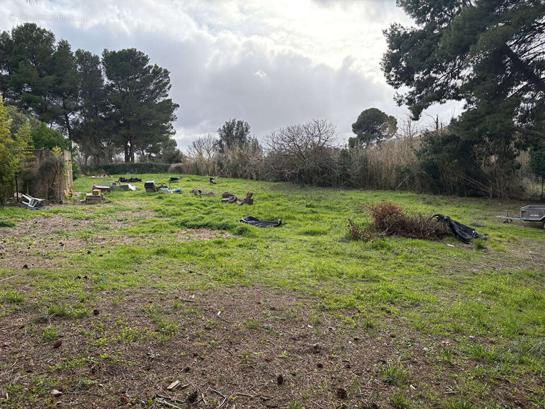 Terrain à BEZIERS