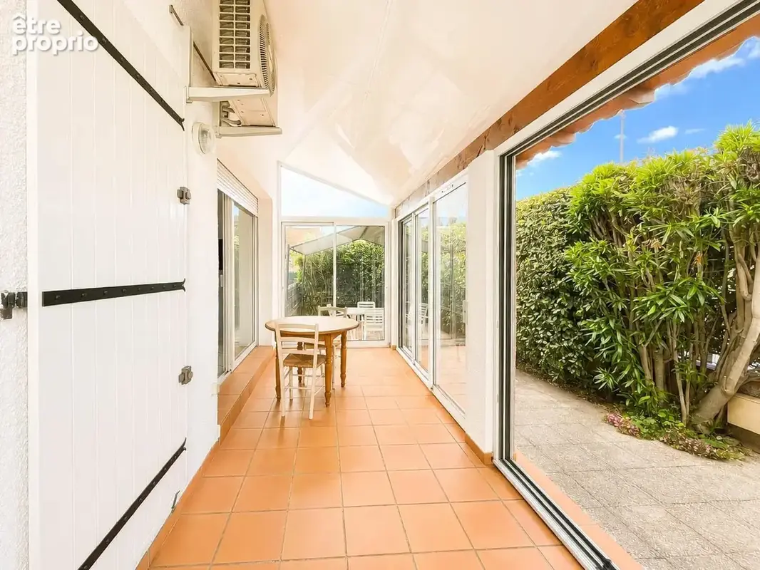 Maison t3 avec jardin garage et parking en hyper centre de valras plage - photo 3