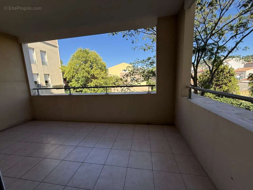 Appartement à VALLAURIS