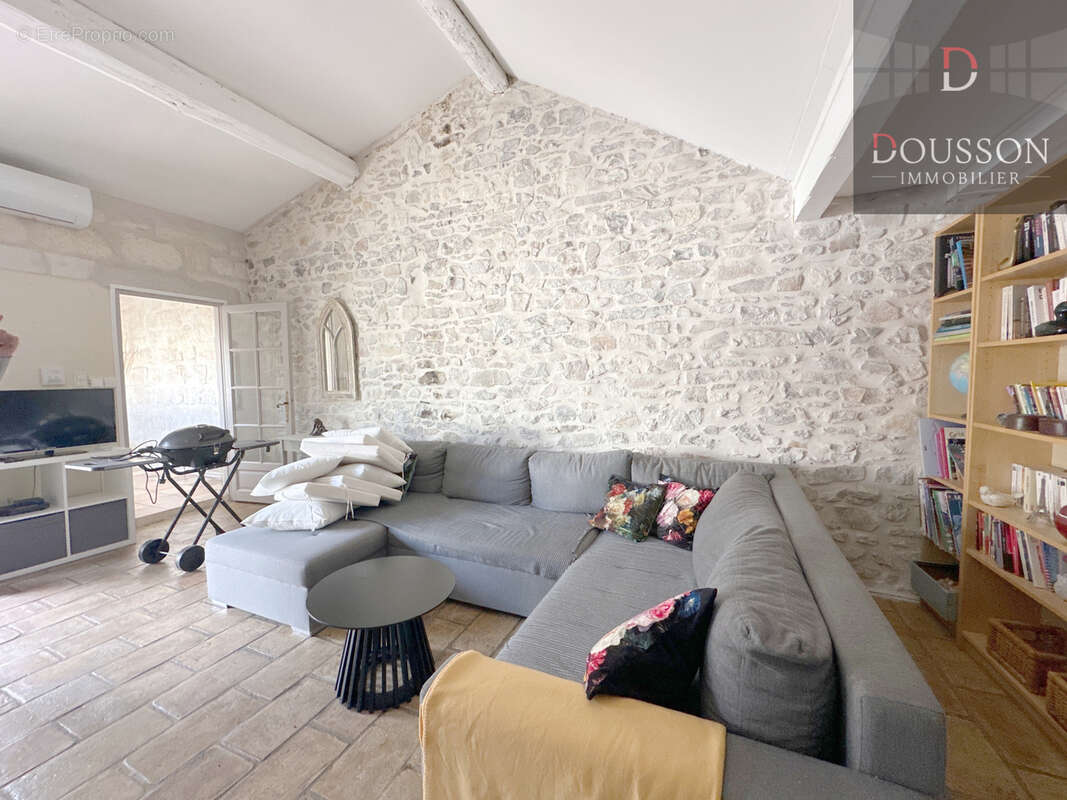 Immeuble - special investisseur - 300 m2 - photo 3