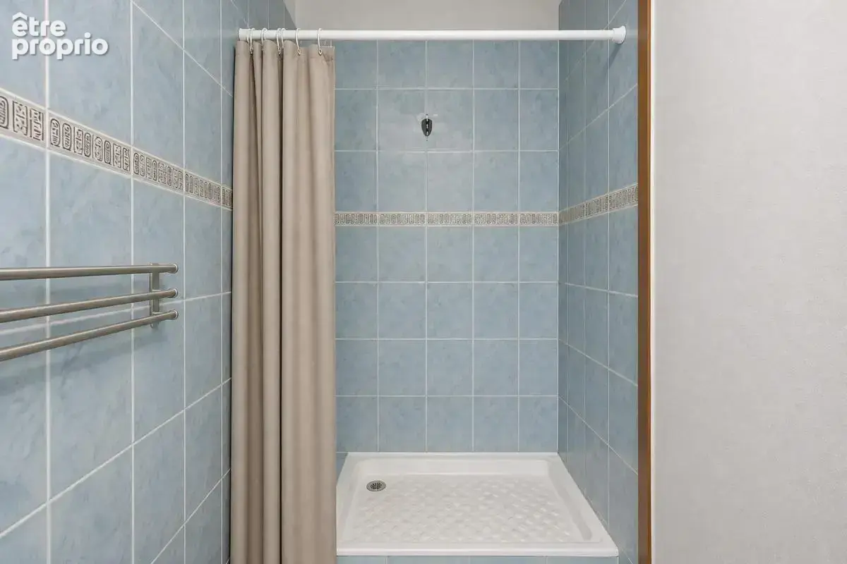 Duplex 2 pièces avec mezzanine loué 1 200 €/mois - photo 5