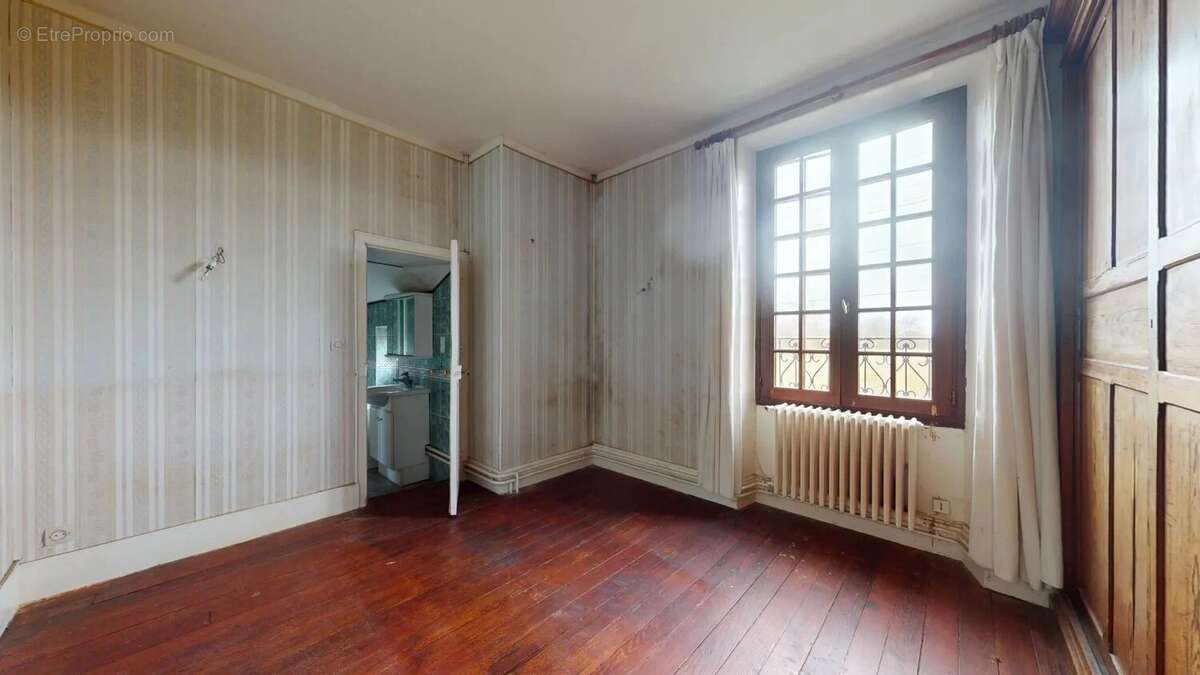 Maison à SAINT-FORGET