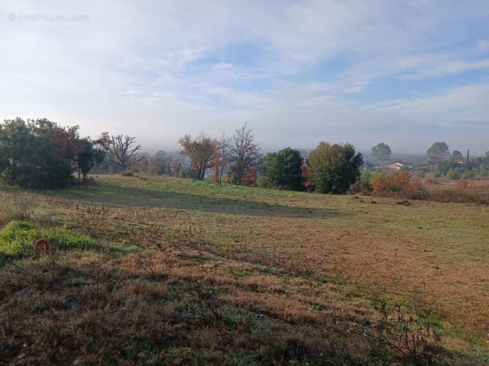 Terrain à CARCES