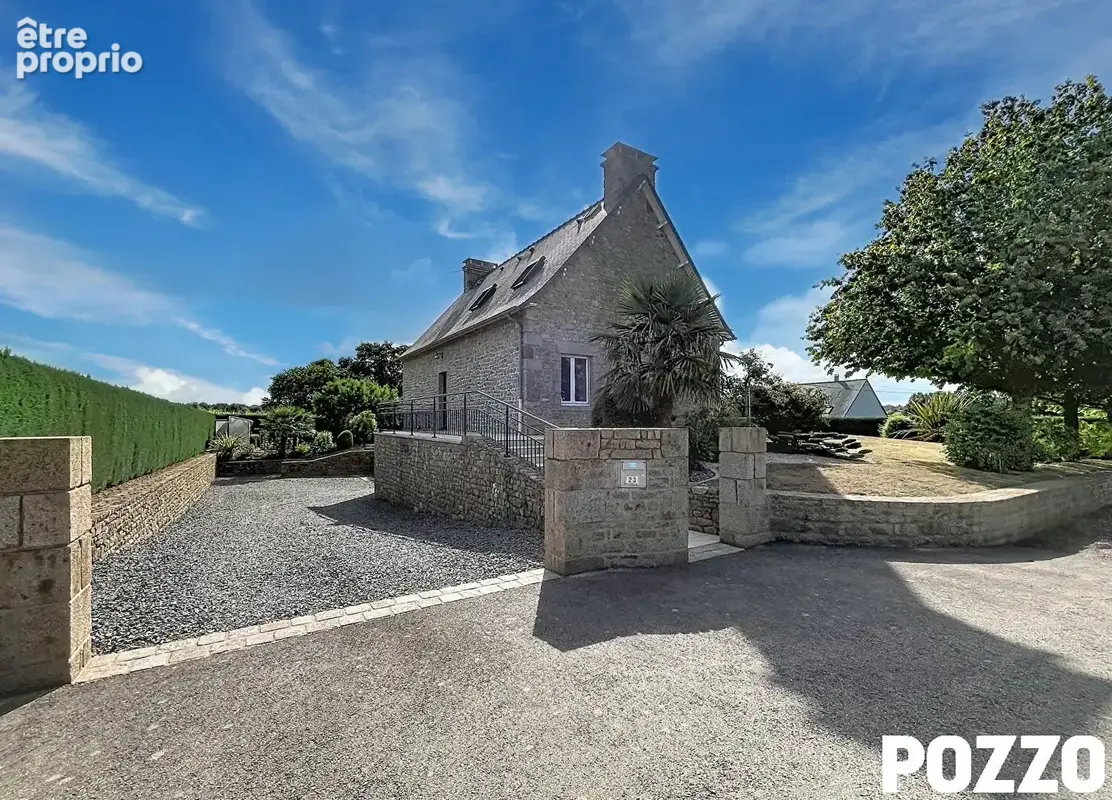 A Vendre - Grandparigny - Maison 6 pièce(s) 142 m² - VIE DE PLAIN-PIED - QUALITE DE CONSTRUCTION - photo 2