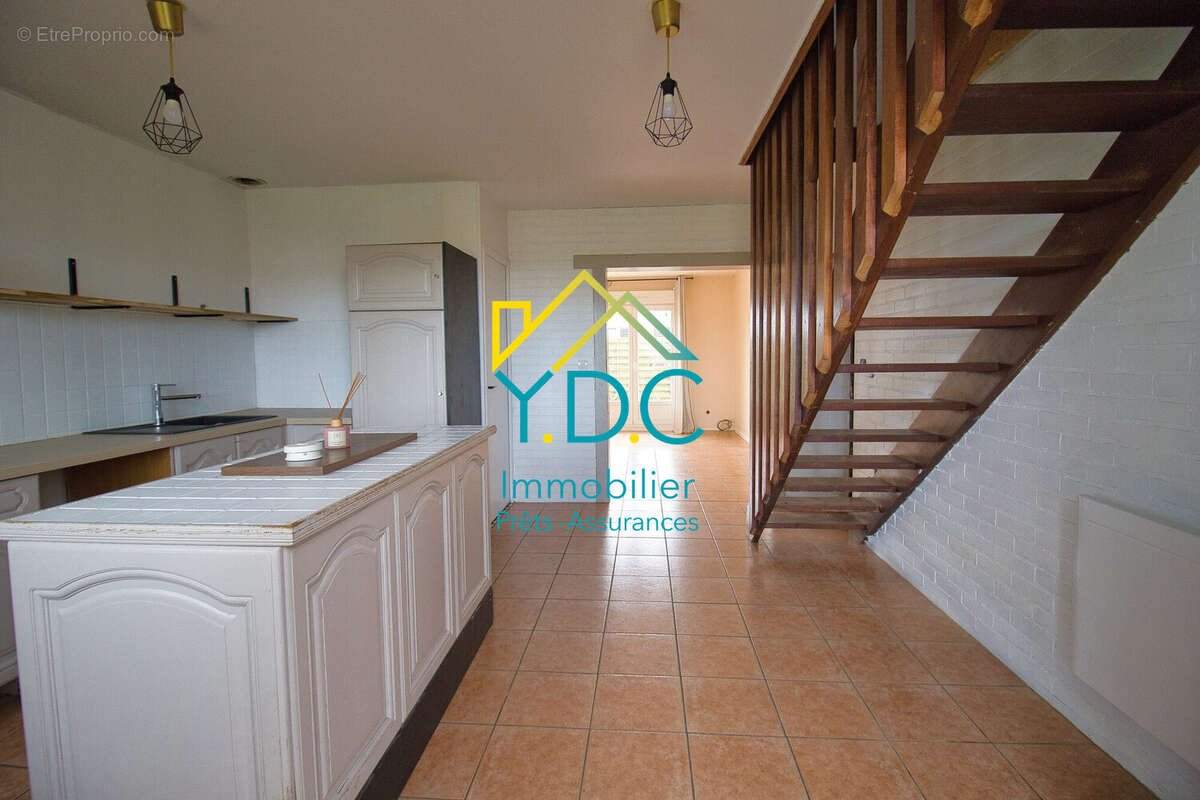 Maison à SAINT-LAURENT-EN-CAUX