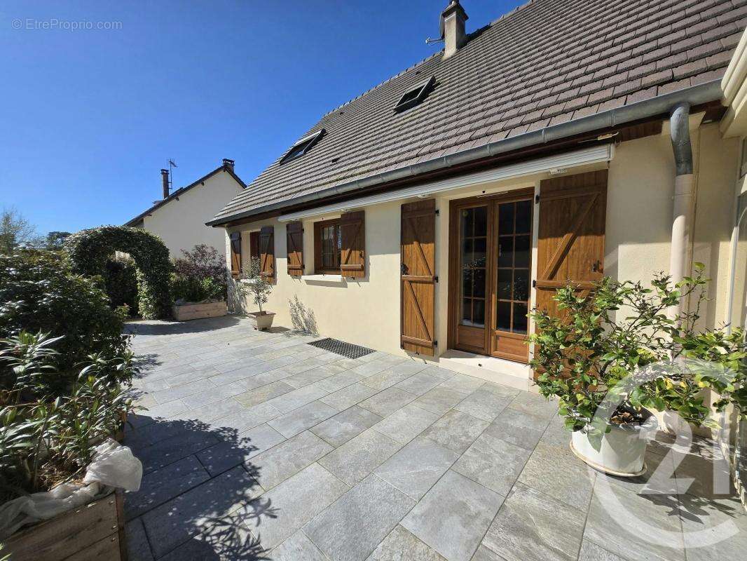 Maison à LABRUYERE