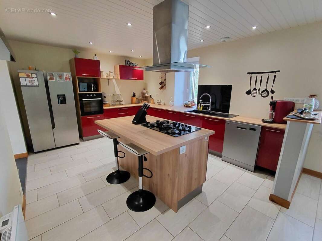 Maison à CHASSENEUIL-SUR-BONNIEURE