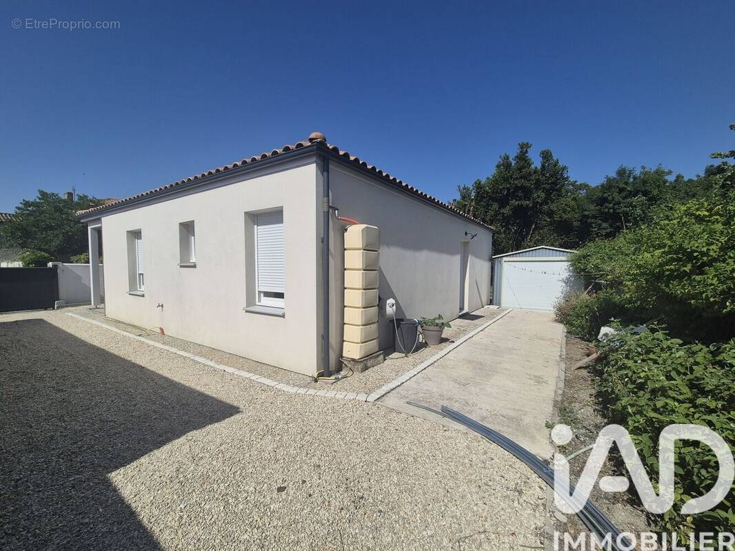 Photo 1 - Maison à AIGREFEUILLE-D'AUNIS