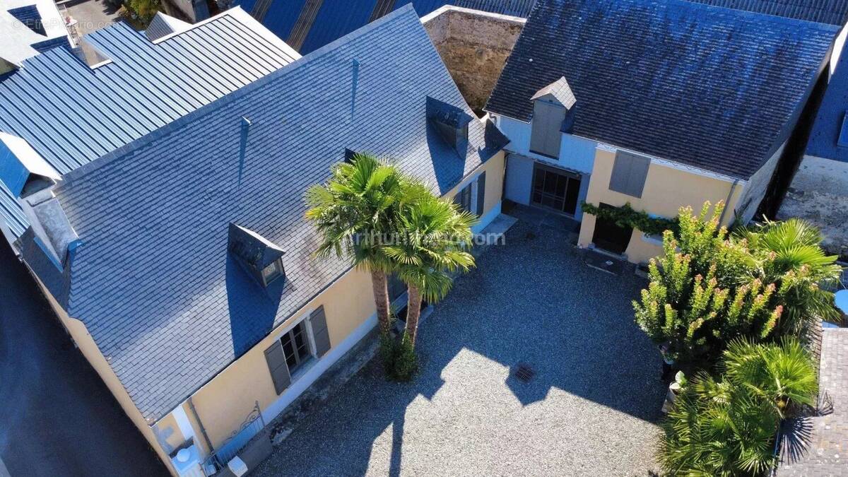 Maison à LEZIGNAN