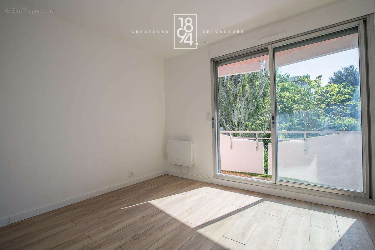 Appartement à MARSEILLE-14E