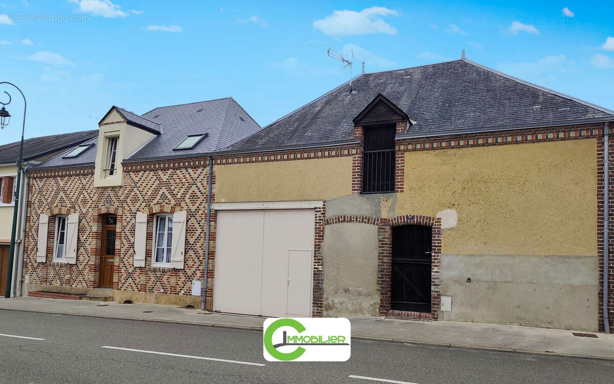Maison à VIBRAYE