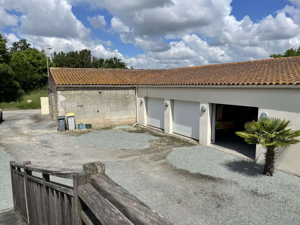 Maison à MURON