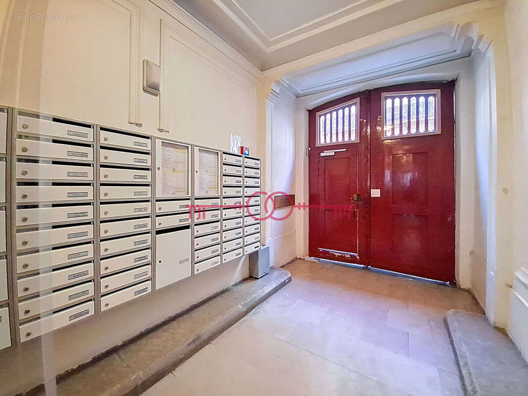 Appartement à PARIS-9E