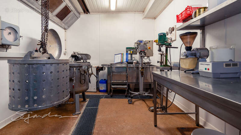 Commerce à NAVARRENX