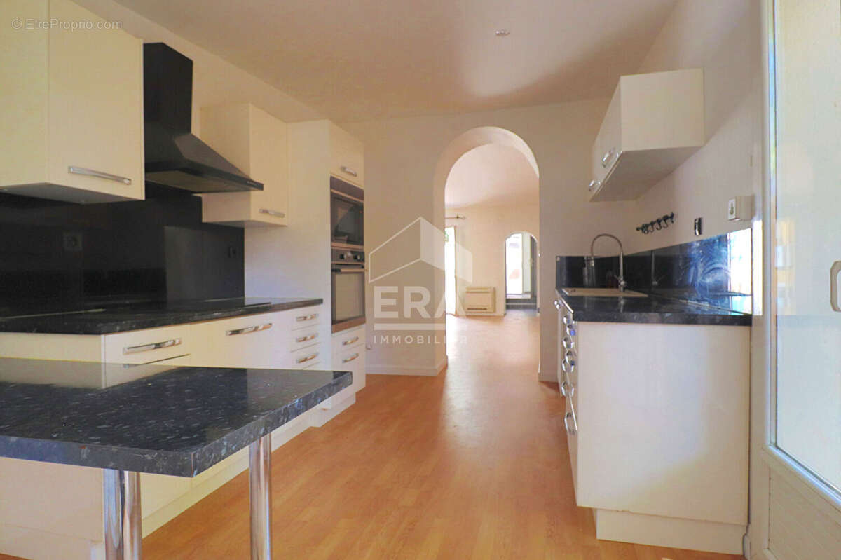 Maison à MARSEILLE-10E