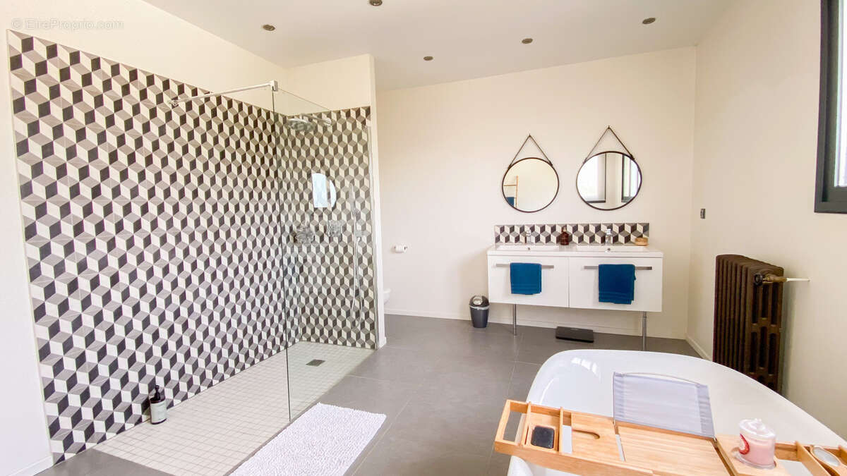 Maison à EPINAY-SUR-ORGE