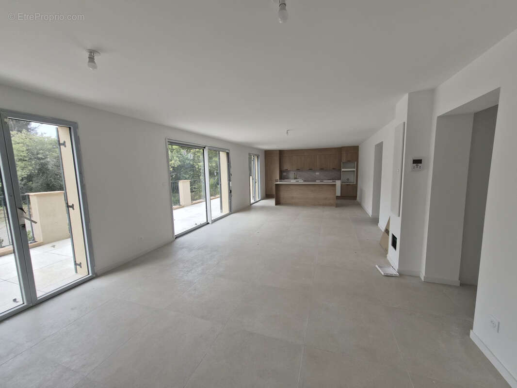 Appartement à GRIMAUD