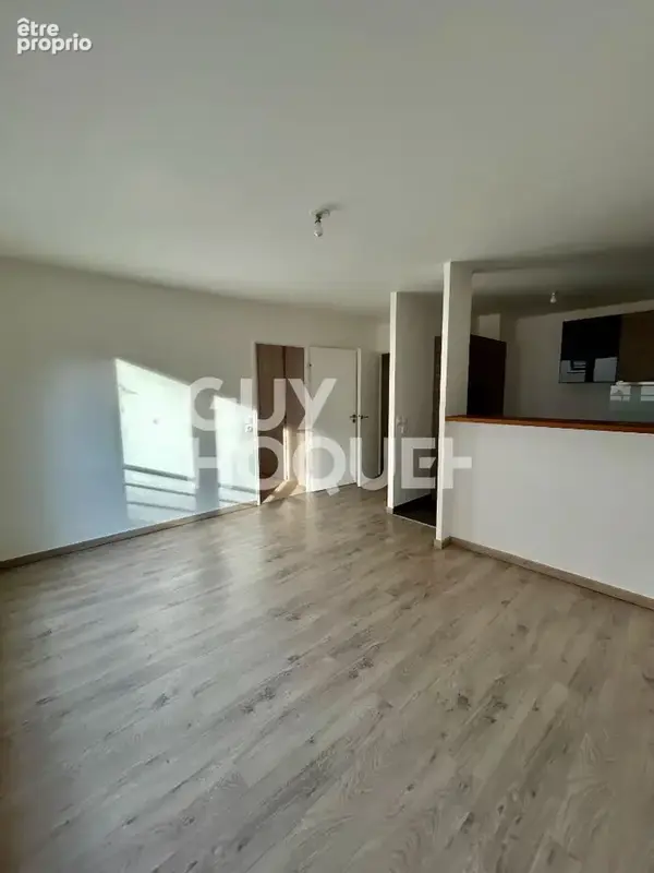 Photo Appartement à Neuilly-Sur-Marne au prix de 193 000€