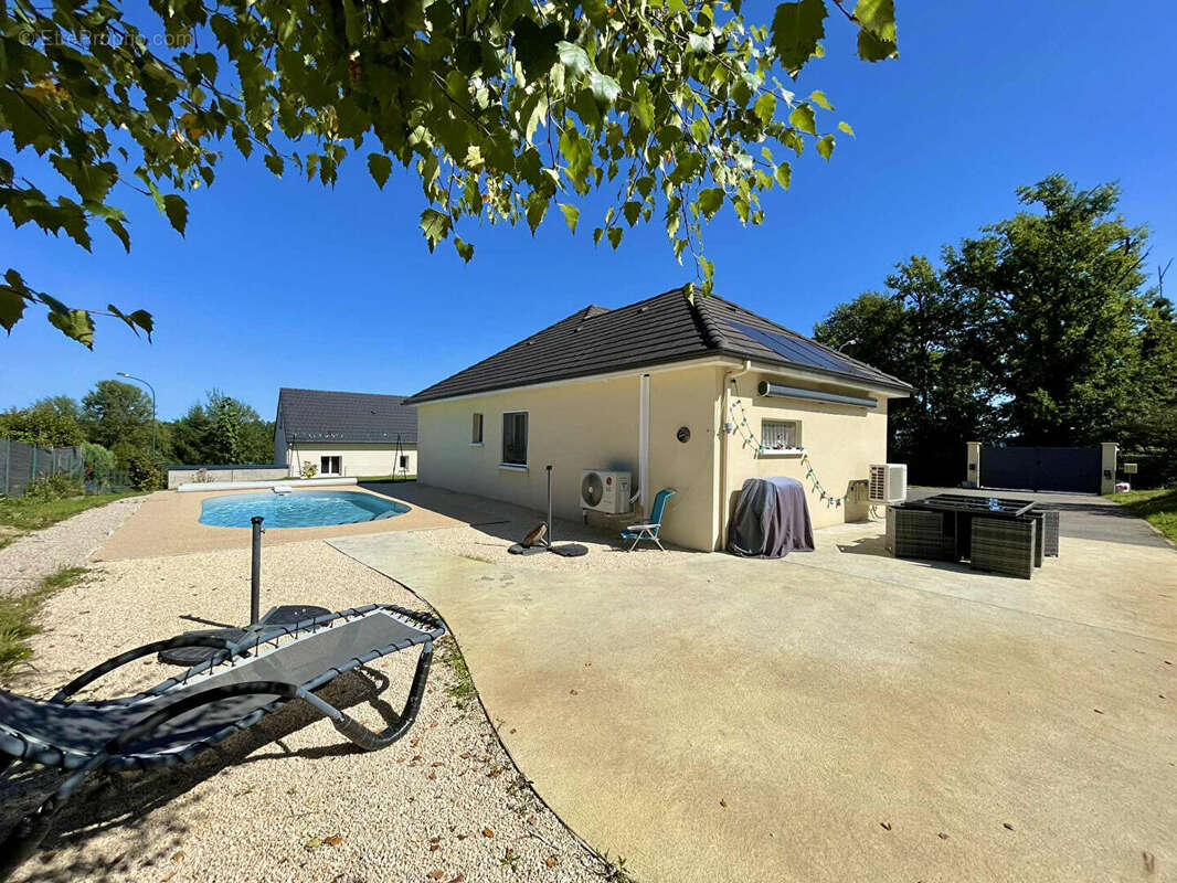 Maison à SAINTE-FEREOLE