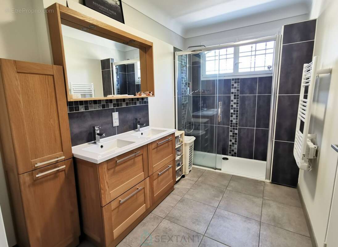 Maison à BALLAN-MIRE