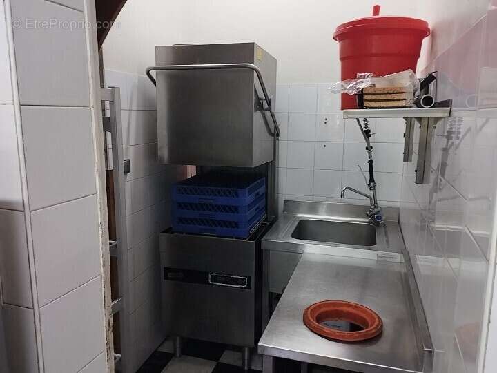 1000012098 - Commerce à LES EYZIES-DE-TAYAC-SIREUIL