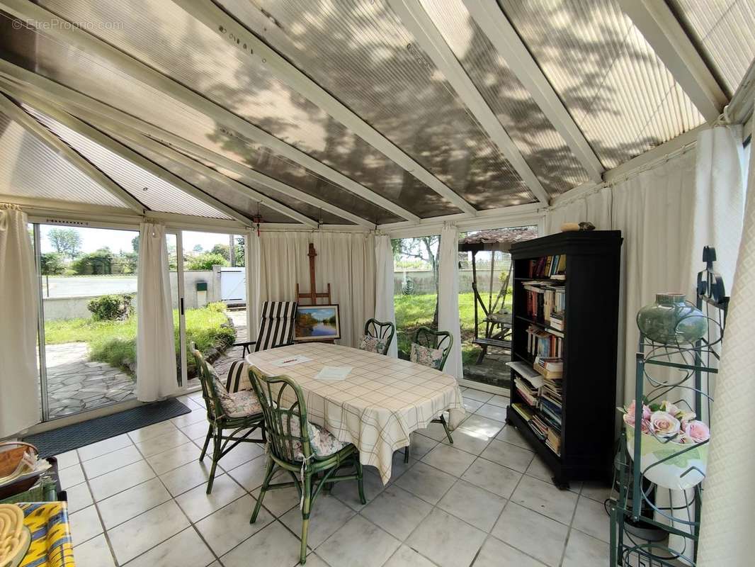 Maison à MARTILLAC