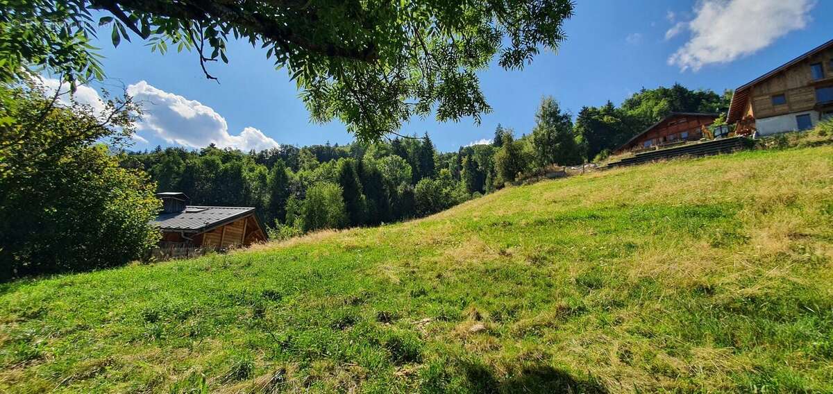 Terrain à SAINT-GERVAIS-LES-BAINS