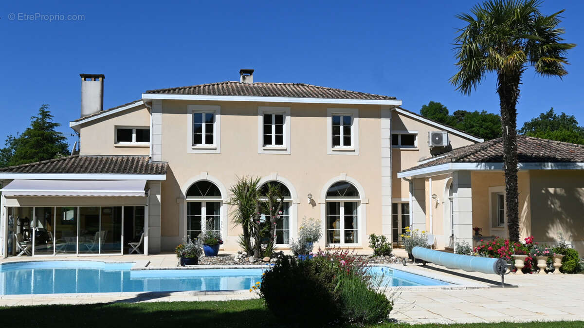 Maison à VILLENEUVE-SUR-LOT