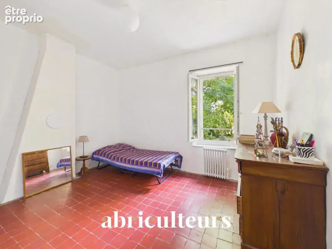 Mas provençal de 310 m² avec piscine et parc arboré de 7 880 m² — PNR des Alpilles - photo 8