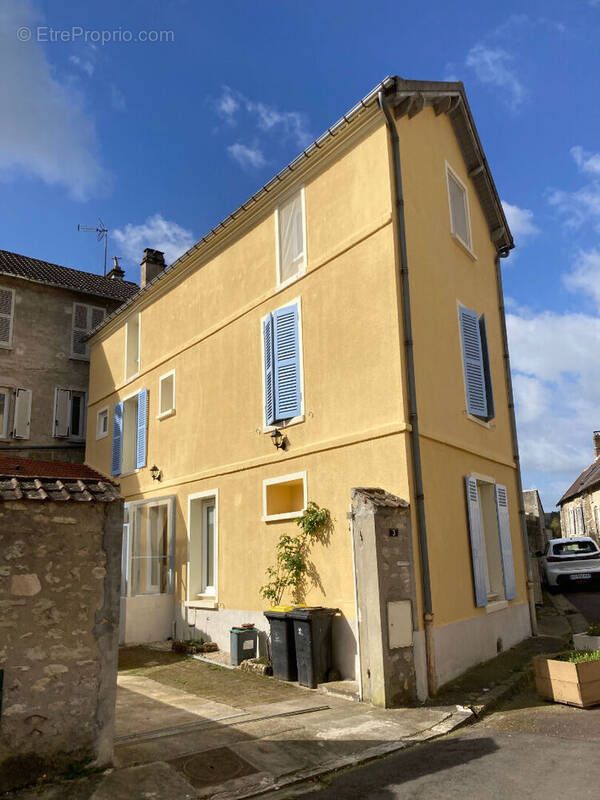 Maison à CHAUSSY