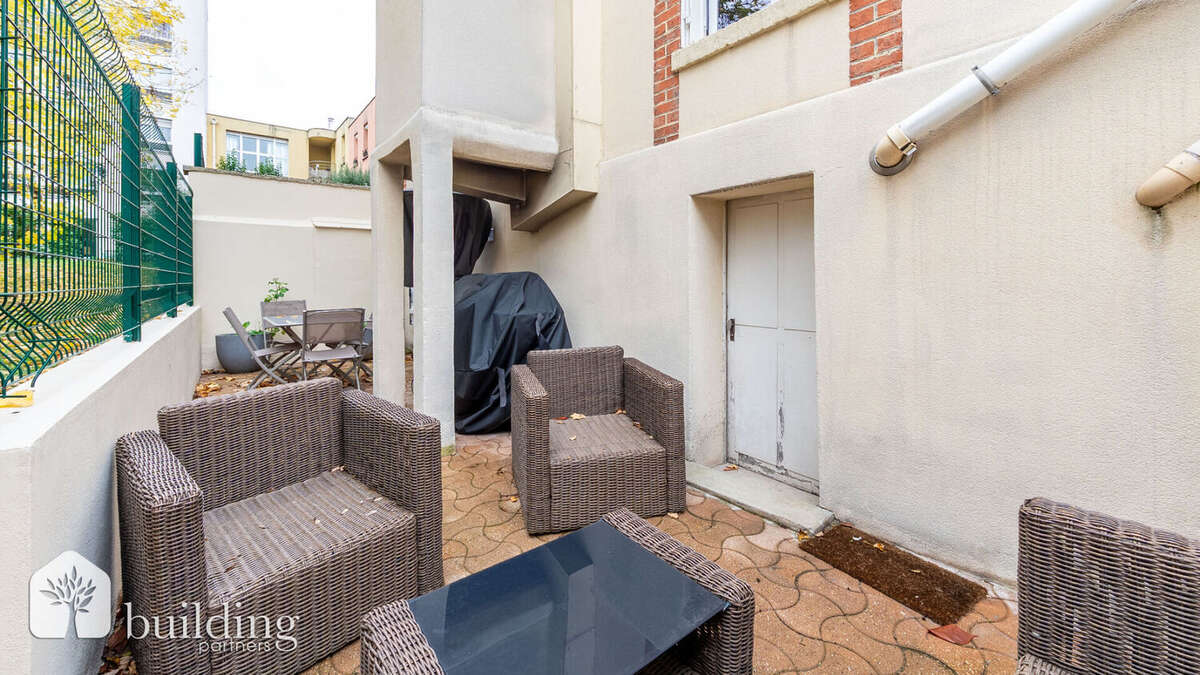Courbevoie Marceau - Maison familiale 6 pièces de 164 m² sur une parcelle de 140 m² - photo 9