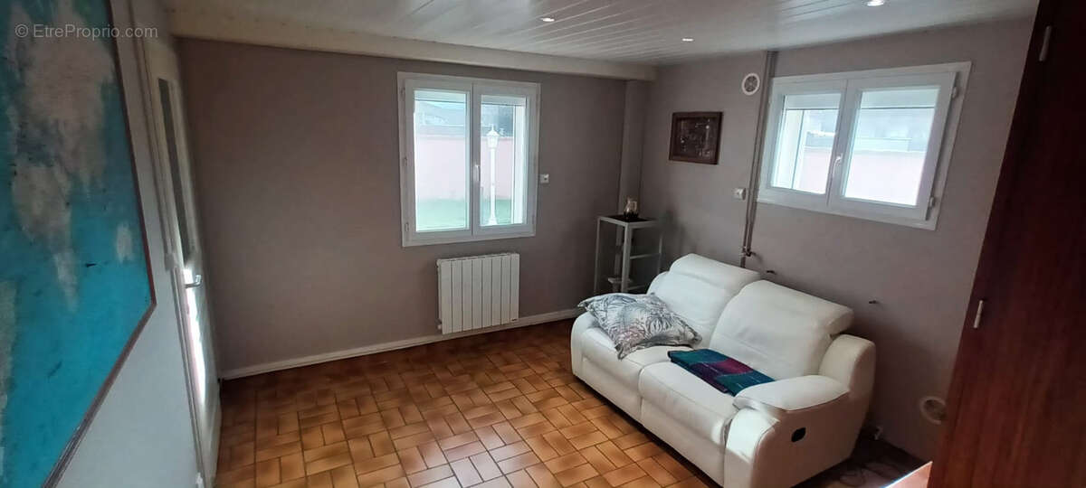 Maison à SAINT-ROMAIN-DE-JALIONAS