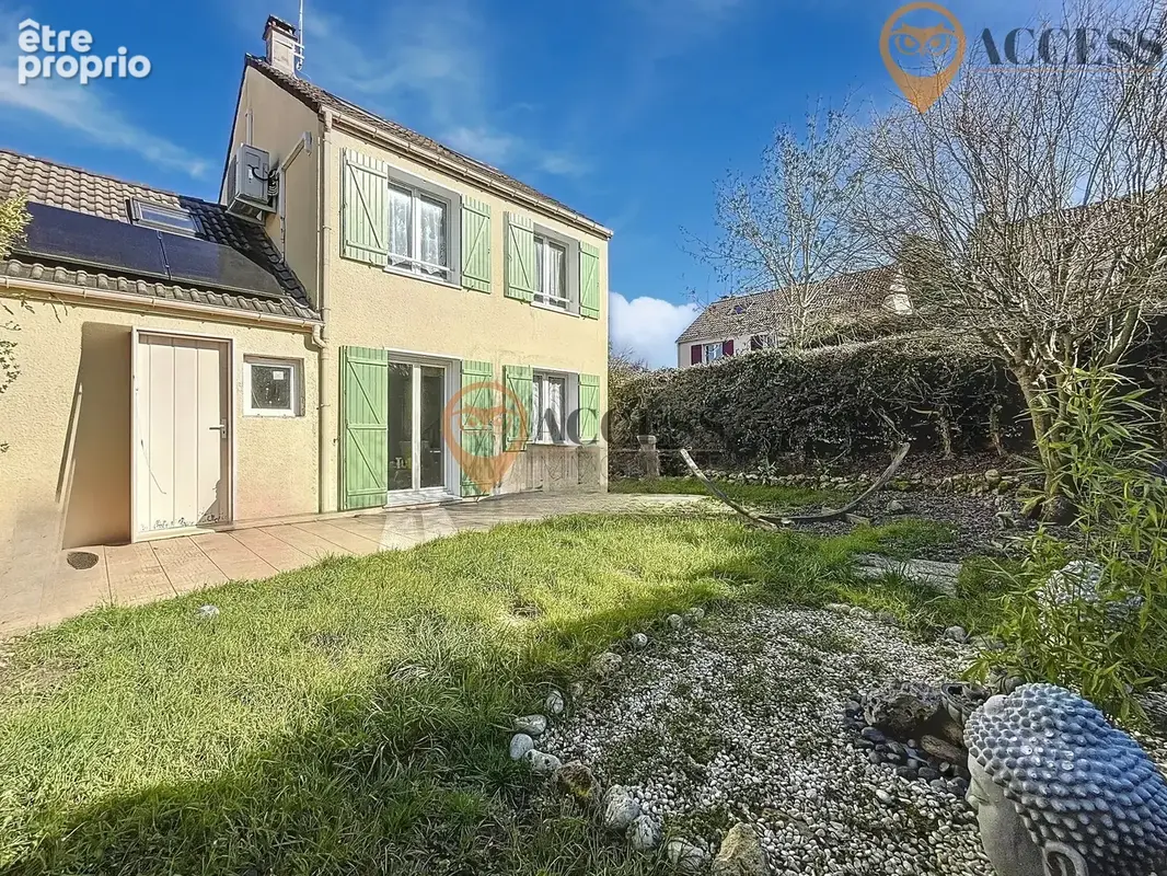 Maison à MONTMORENCY