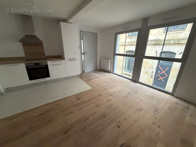 Appartement à BORDEAUX