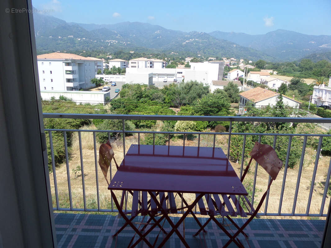 Moriani Plage bel appartement 88,80 m2 , avec balcon et loggia  et vue mer et montagne. - photo 8