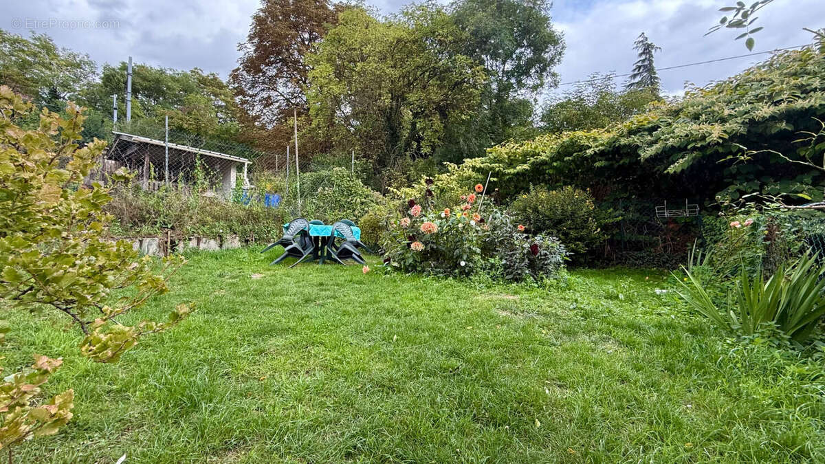 Appartement à CORBEIL-ESSONNES