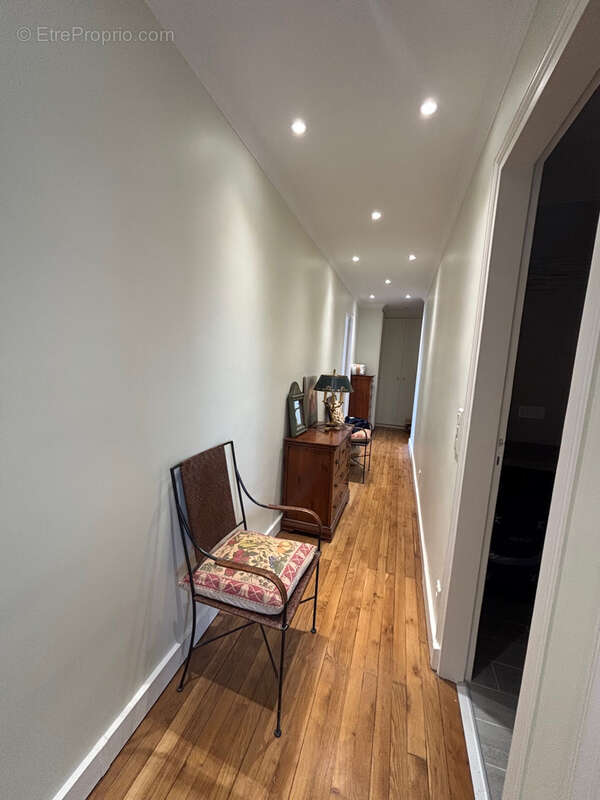 Appartement à ENGHIEN-LES-BAINS