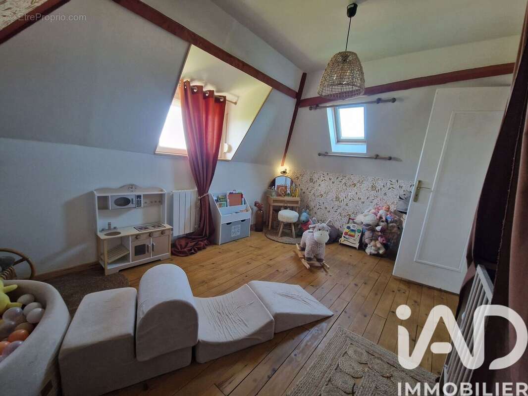 Maison 120 m² à Saint-Victor-L'abbaye  - photo 8