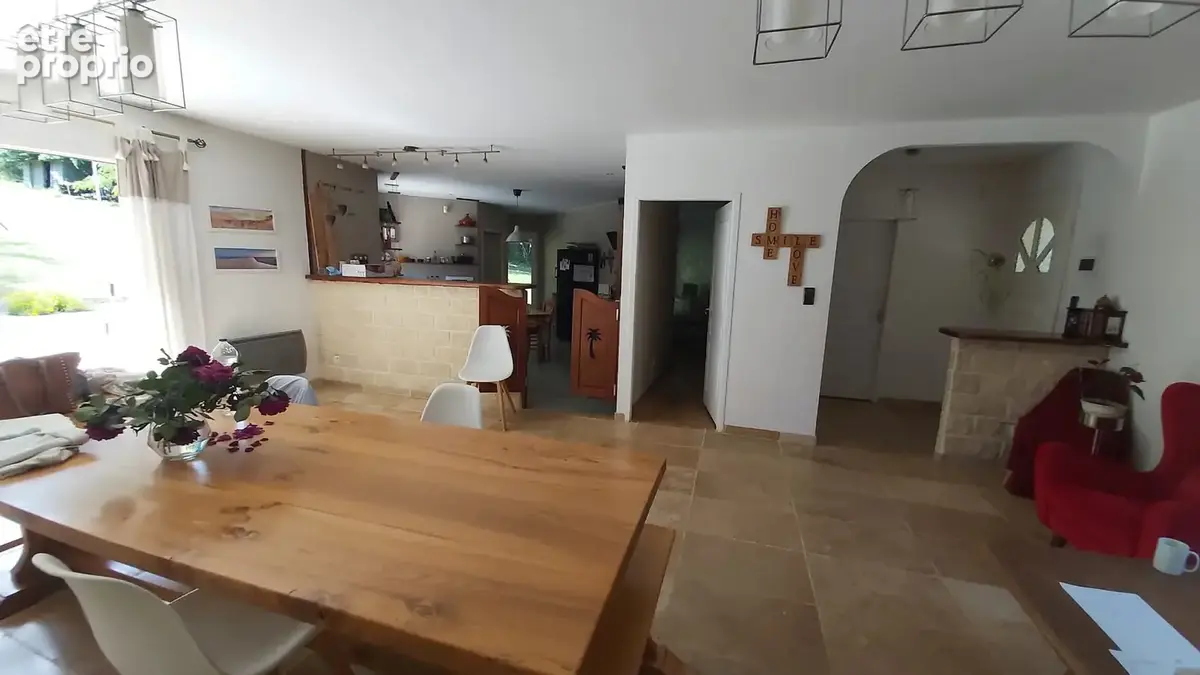 Villa avec piscine sur terrain d'un hectare - photo 25